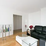Guestready - One Modern Stylish Home